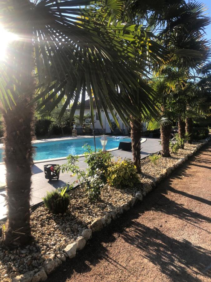 Villa Bergerac Avec Piscine Zewnętrze zdjęcie